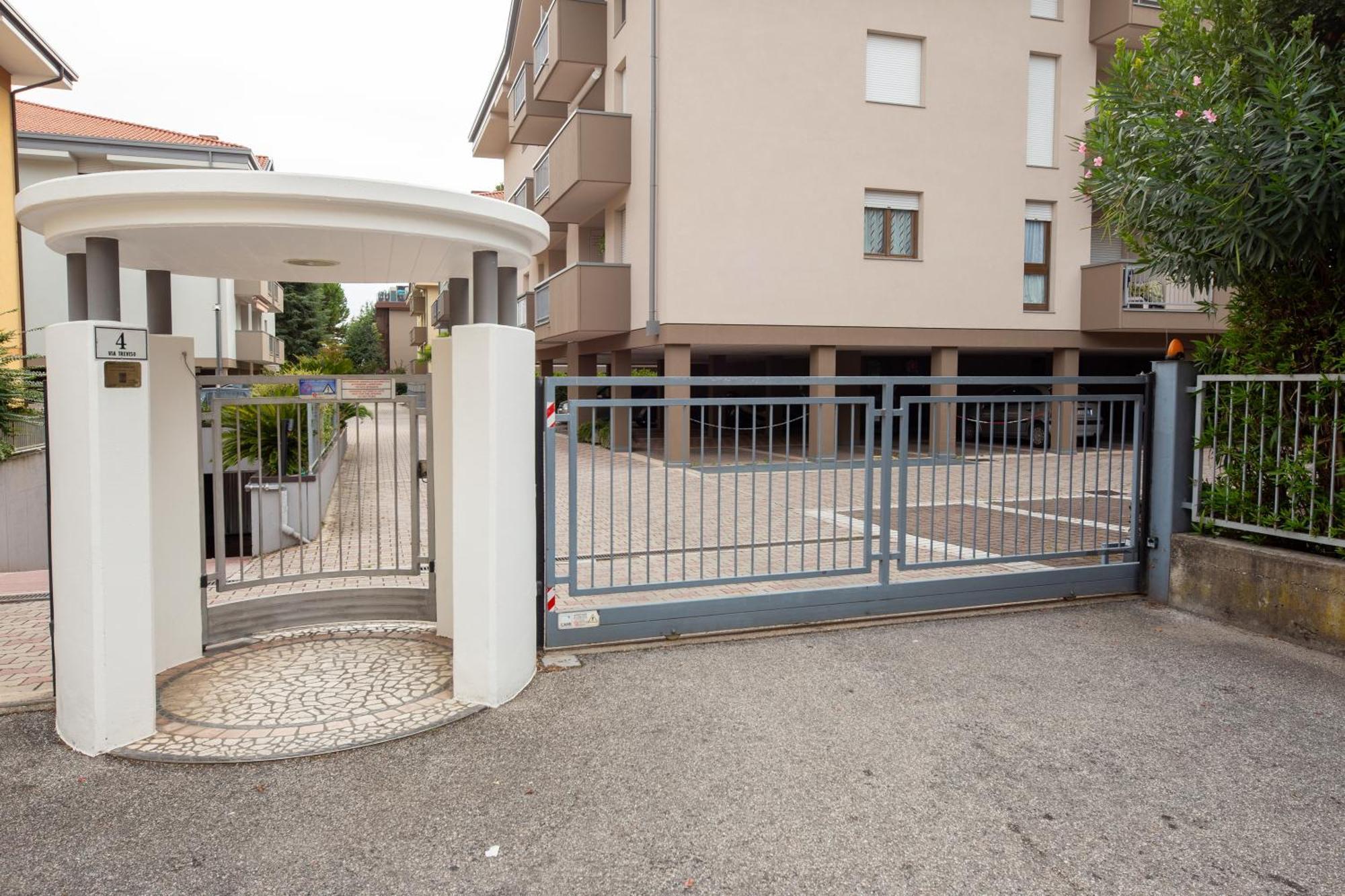 Sun & Fun Apartment - Morena Riva del Garda Buitenkant foto